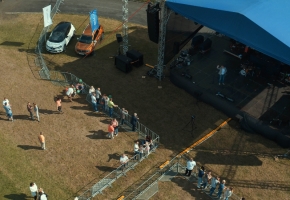 143.jpg