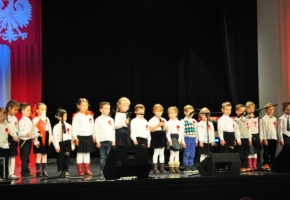 Uroczystosci-patriotyczne-w-Centrum-Kultury