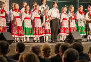 XII-Ogolnopolski-Koncert-Charytatywny-na-rzecz-pomocy-Rodakom-na-Ukrainie-i-Bialorusi