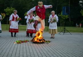 Noc-swietojanska